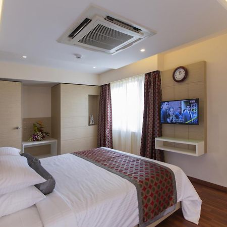 The President Hotel Bengalúr Pokoj fotografie