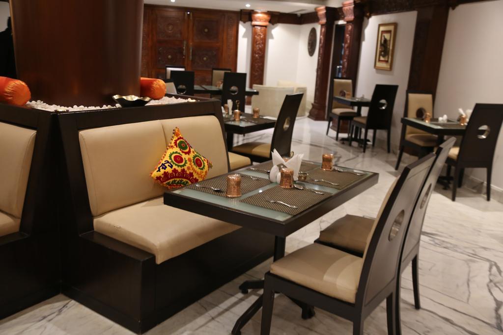 The President Hotel Bengalúr Exteriér fotografie