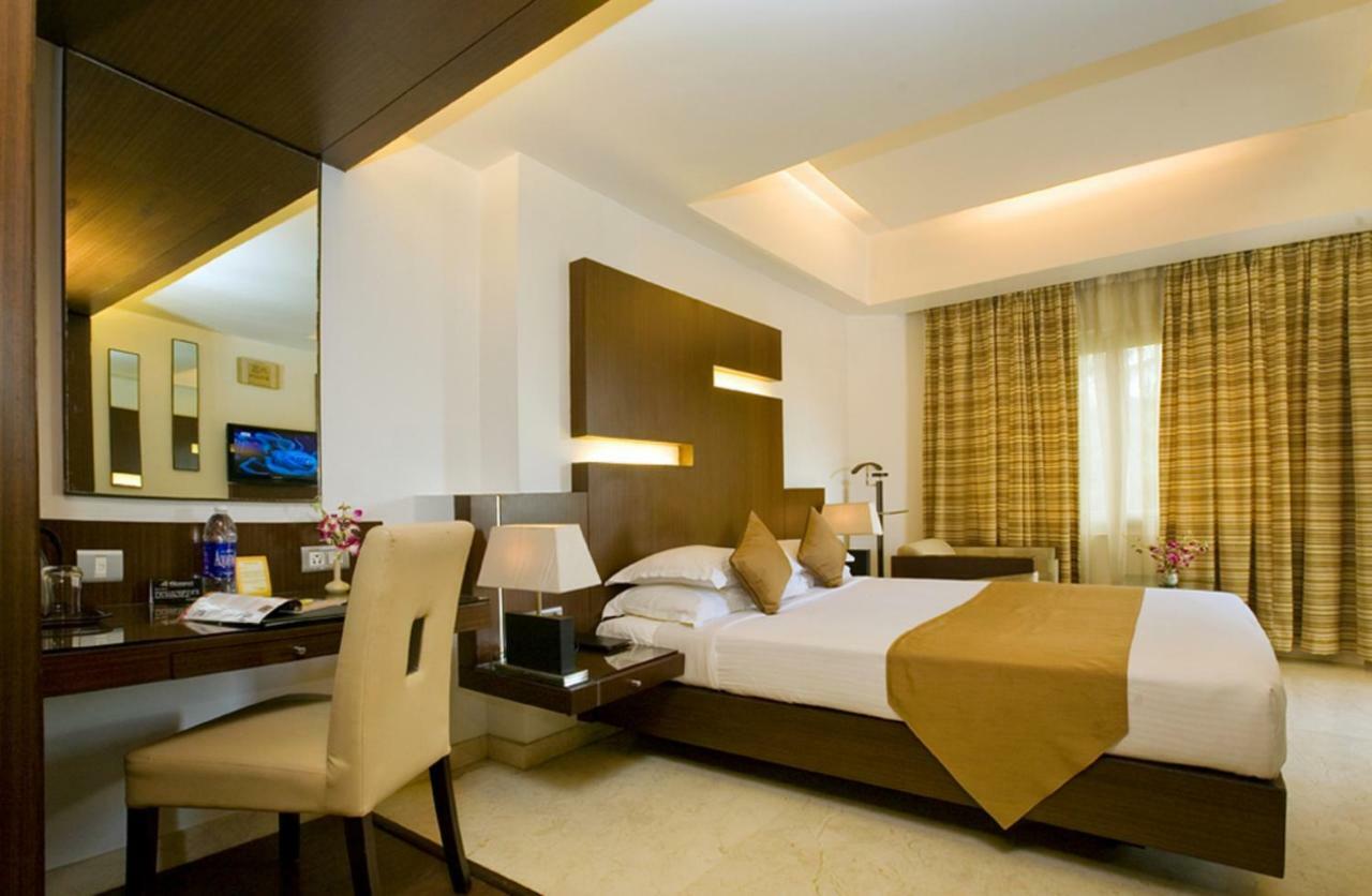 The President Hotel Bengalúr Exteriér fotografie
